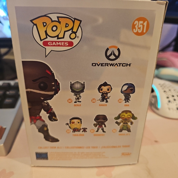 Overwatch Doomfist Funko - Picture 3 of 5